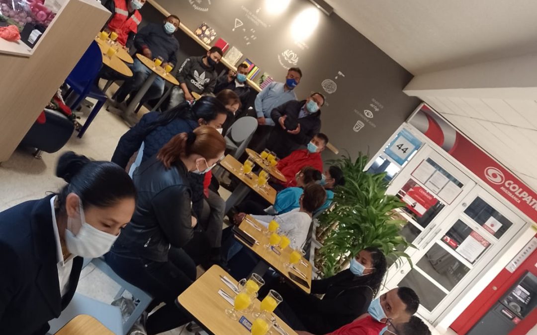 Entrega Bono Navideño al personal del Conjunto